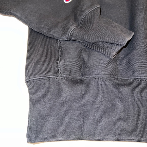 Great condition 1/4 (quarter zip) zip sweatshirt - Picture 10 of 17